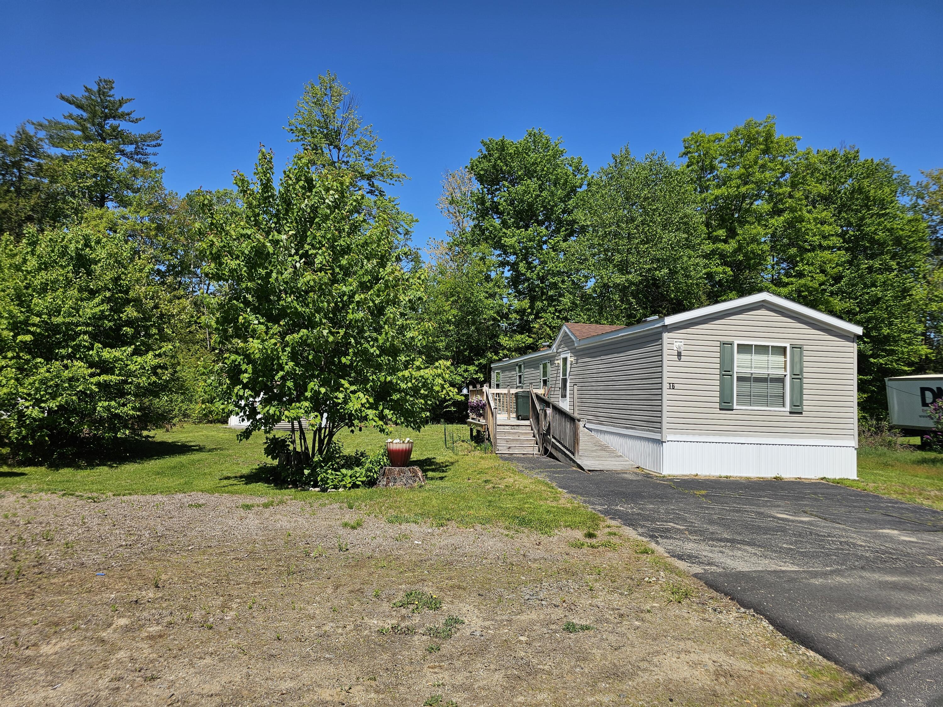 16 Leo Street Sanford ME 04073