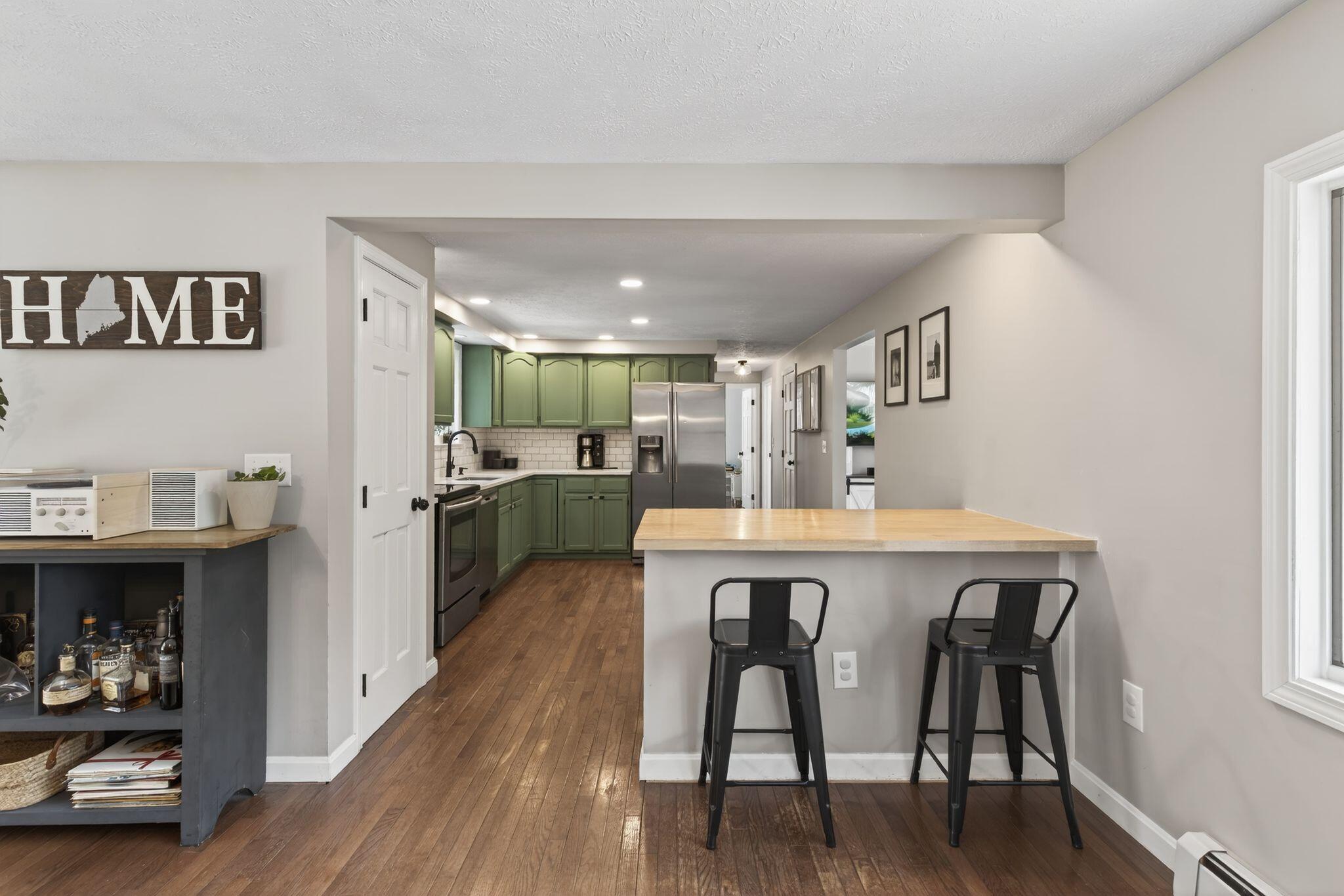 10 Deerfield Circle Standish ME 04084