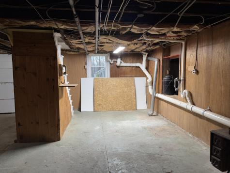 7 Vermont Street Sanford ME 04073