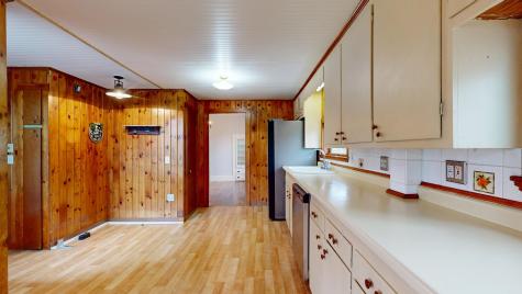 8 Morrill Street Buckfield ME 04220