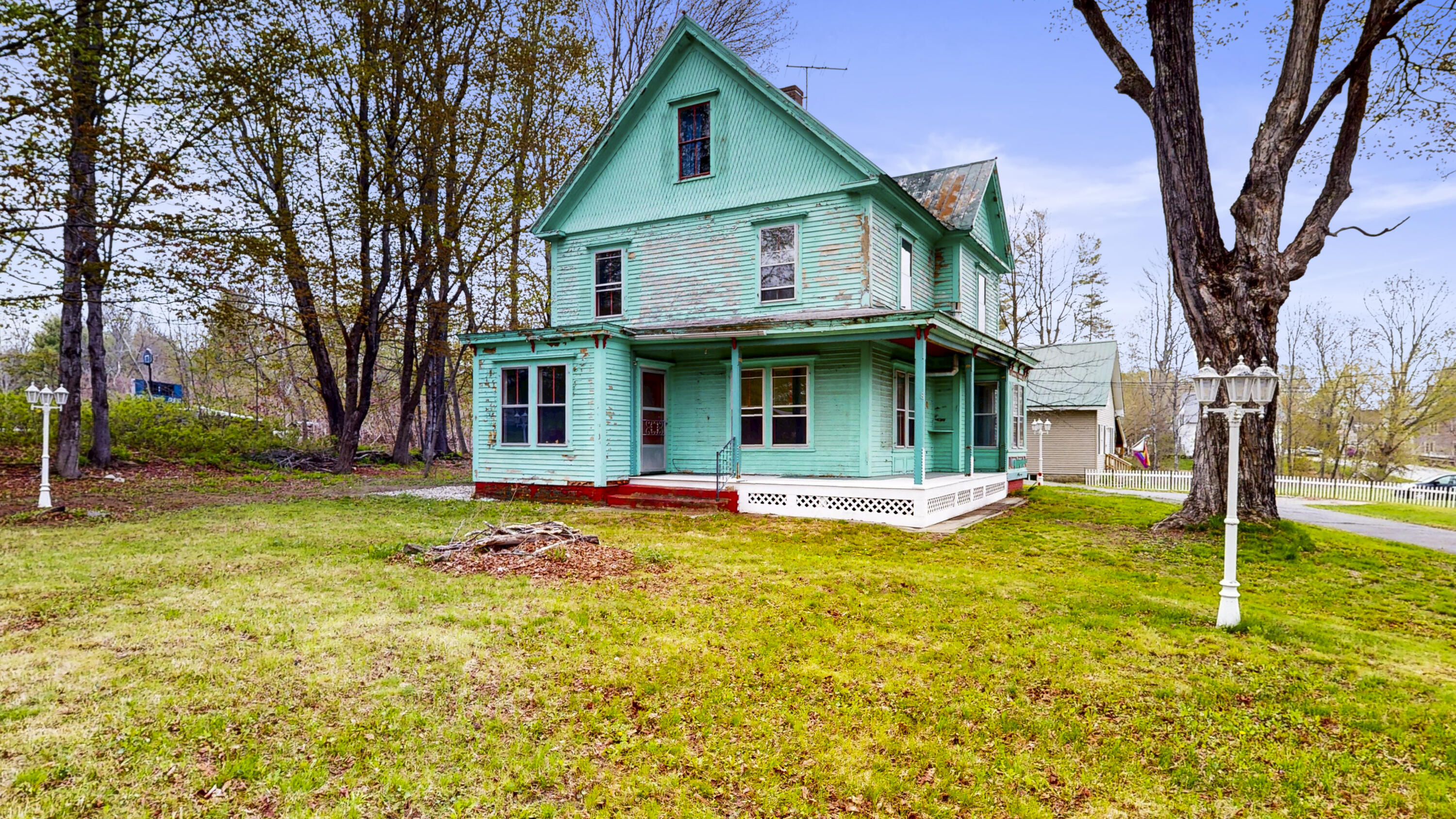 8 Morrill Street Buckfield ME 04220