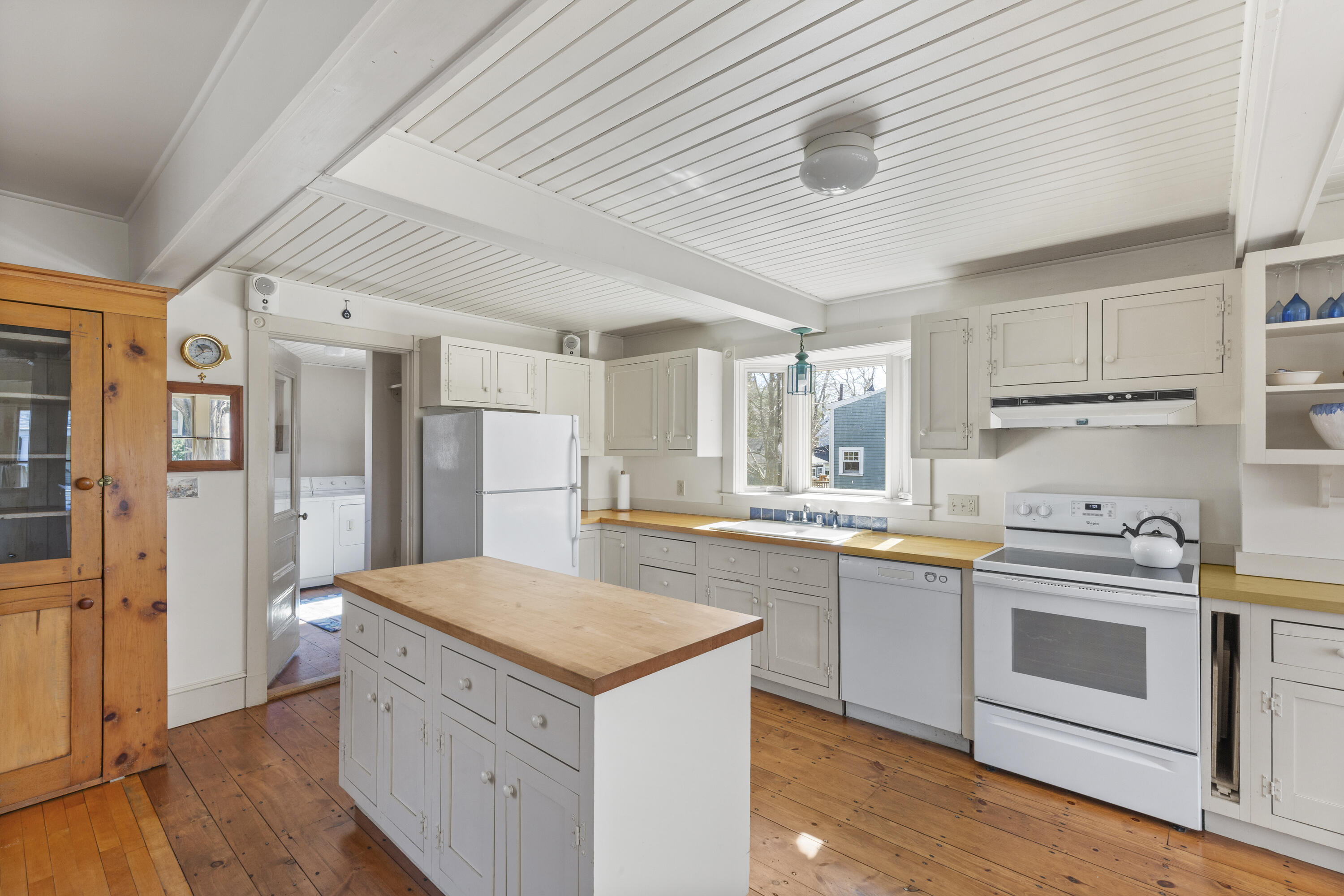 26 Sea Street Camden ME 04843