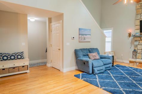 24 Surrey Lane Falmouth ME 04105