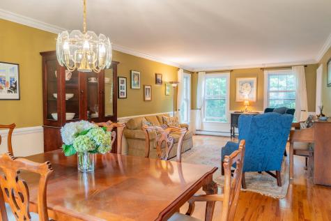 24 Surrey Lane Falmouth ME 04105