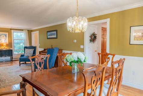 24 Surrey Lane Falmouth ME 04105