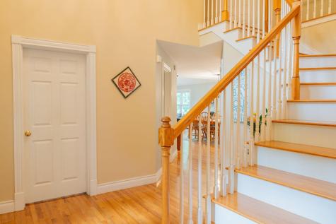 24 Surrey Lane Falmouth ME 04105