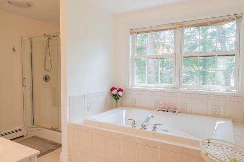 24 Surrey Lane Falmouth ME 04105