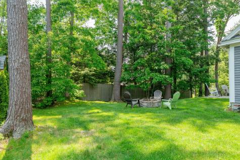 24 Surrey Lane Falmouth ME 04105