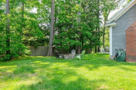 24 Surrey Lane Falmouth ME 04105