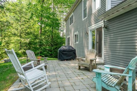 24 Surrey Lane Falmouth ME 04105