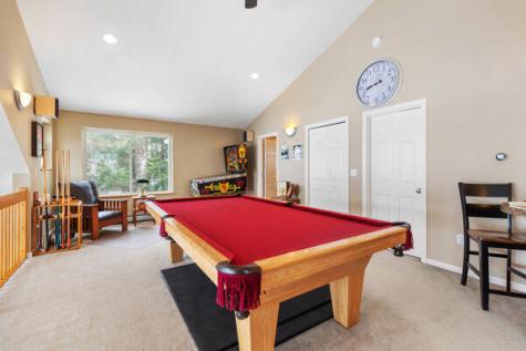 140 Deep Cove Road Raymond ME 04071