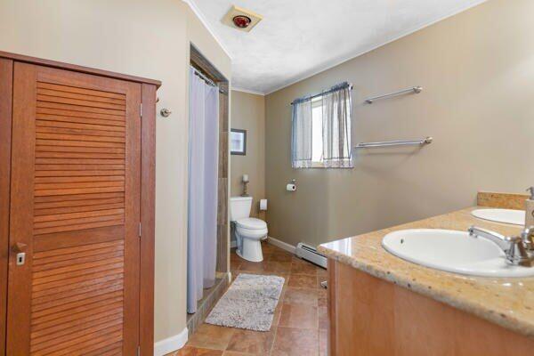 140 Deep Cove Road Raymond ME 04071