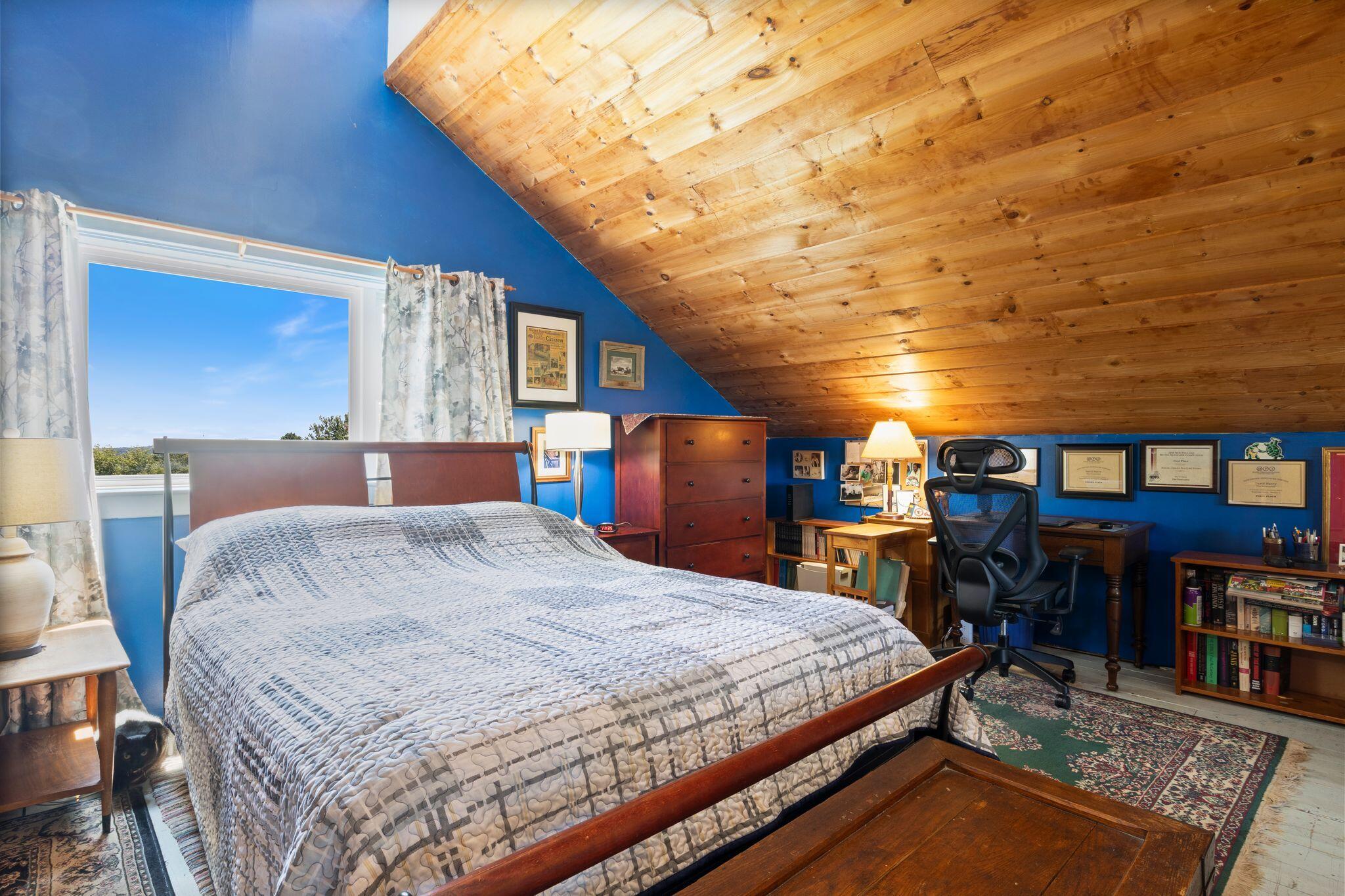 244 High Road Cornish ME 04020