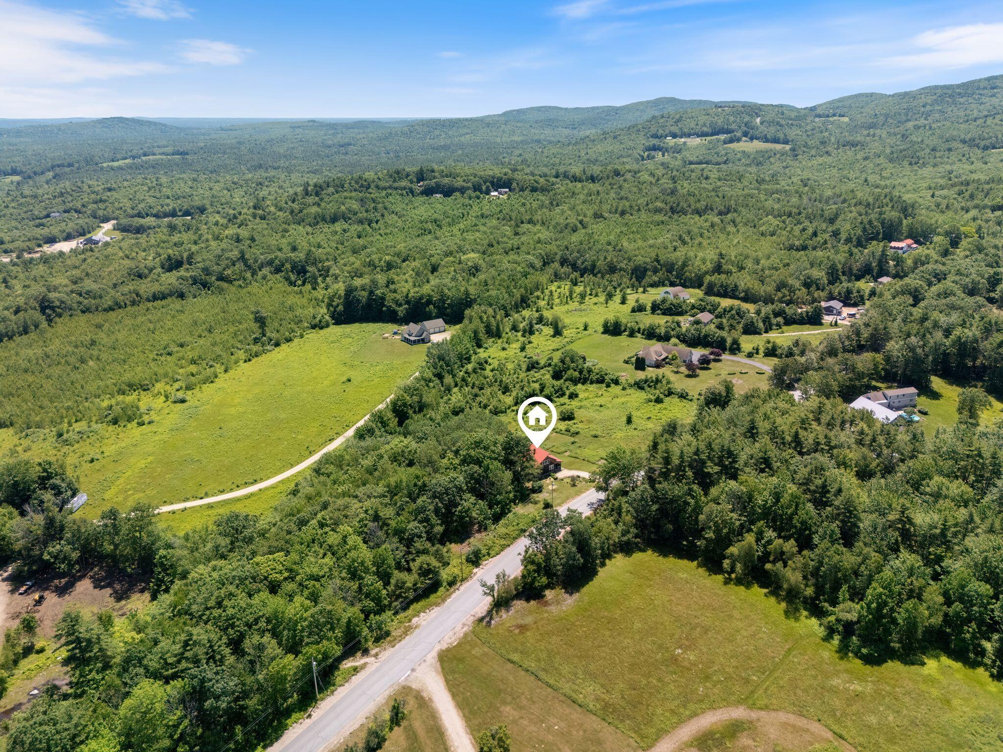 244 High Road Cornish ME 04020