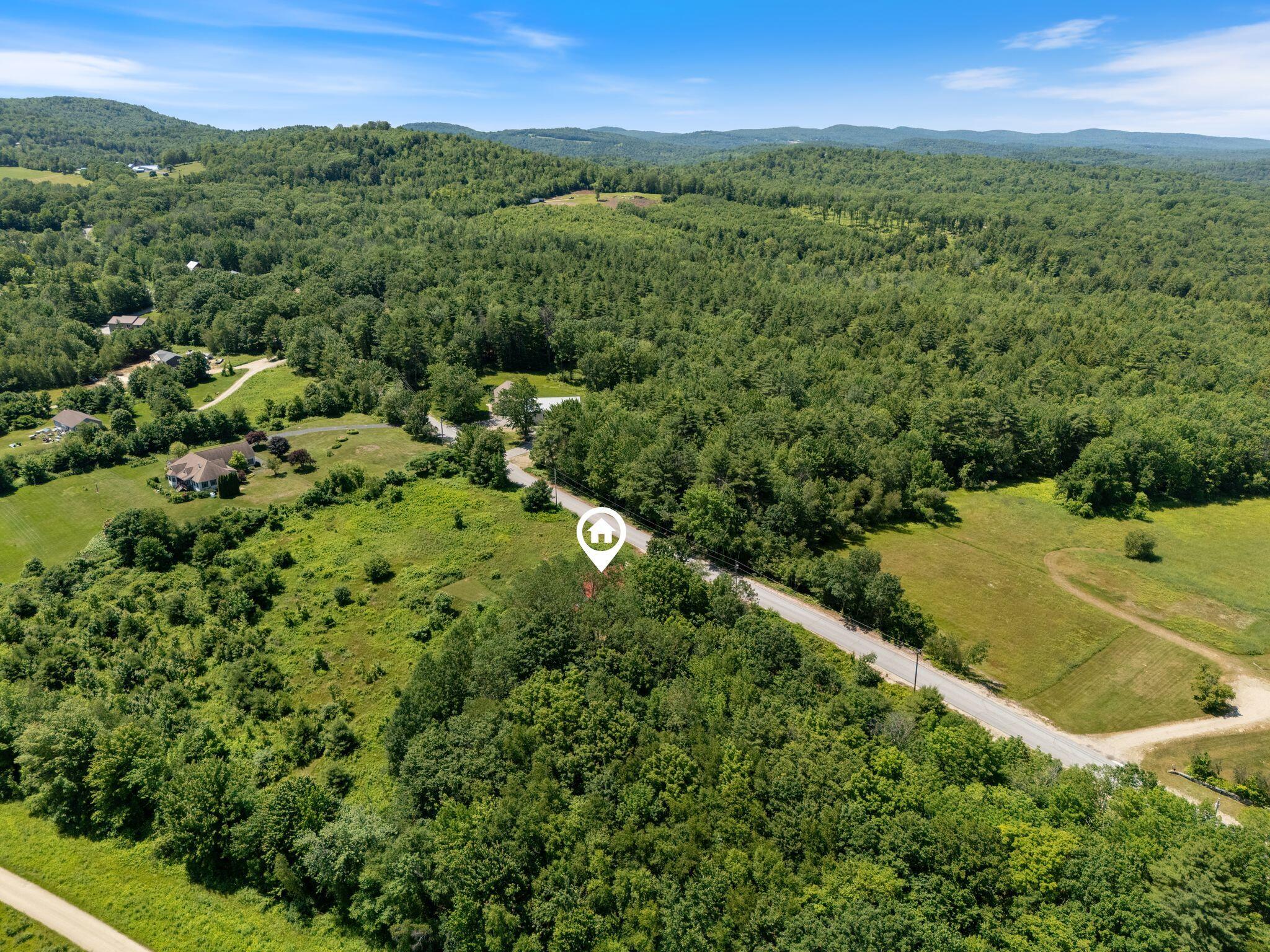 244 High Road Cornish ME 04020