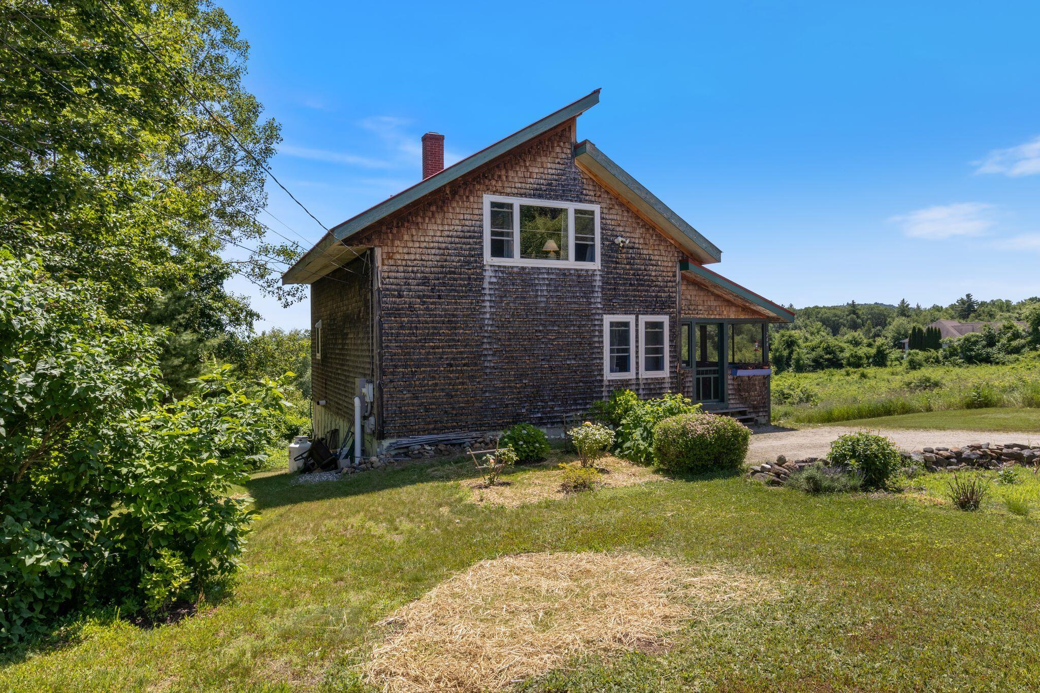 244 High Road Cornish ME 04020