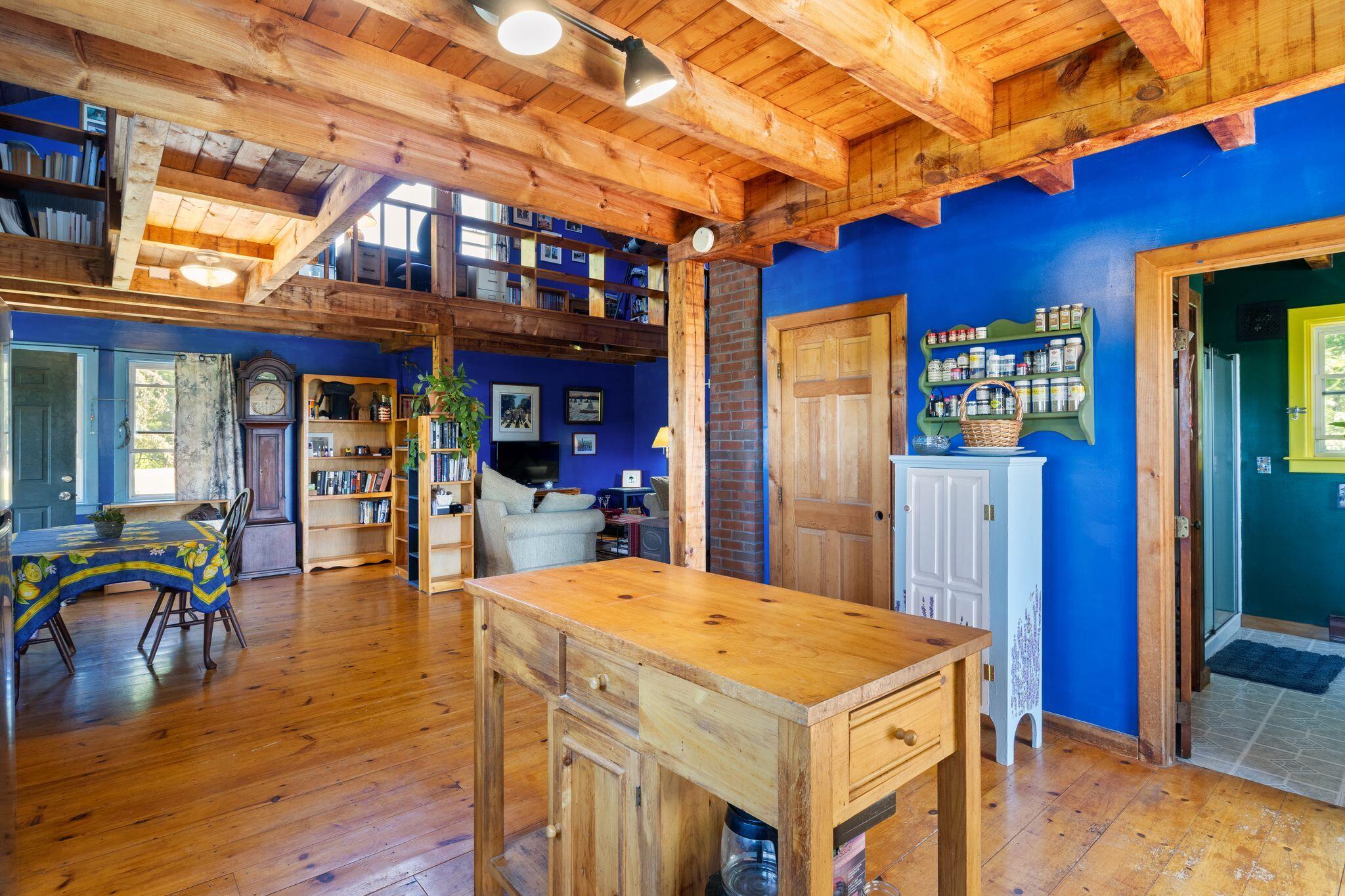 244 High Road Cornish ME 04020