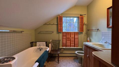 10 Cobbs Bridge Road New Gloucester ME 04260