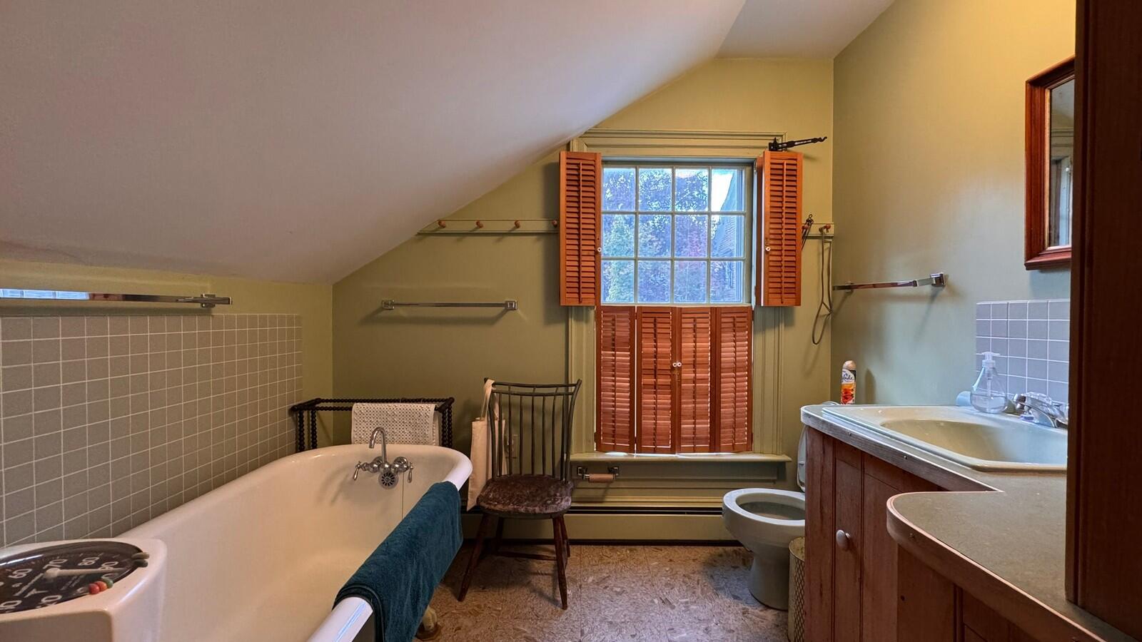 10 Cobbs Bridge Road New Gloucester ME 04260