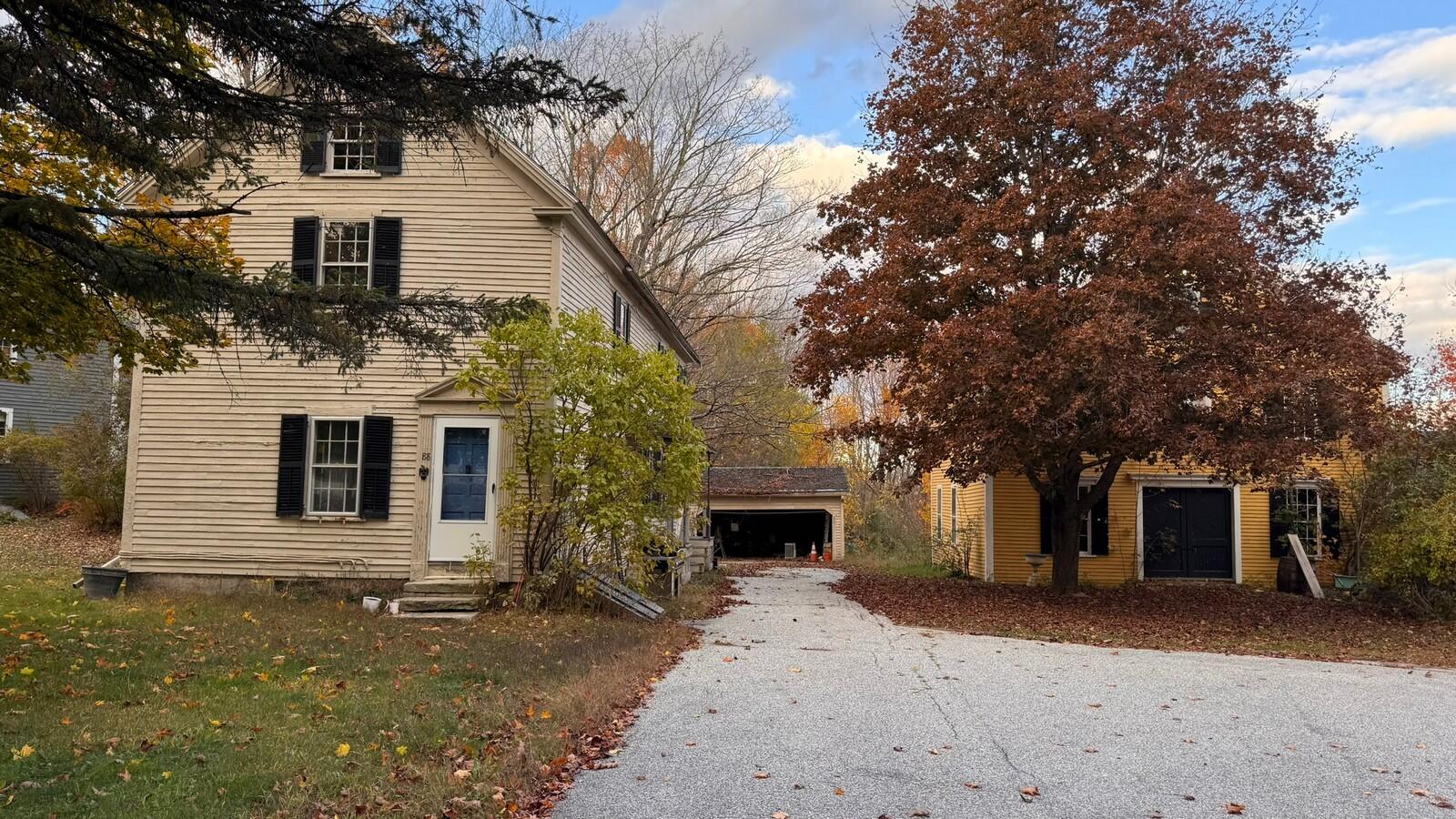 10 Cobbs Bridge Road New Gloucester ME 04260