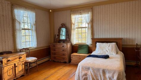 10 Cobbs Bridge Road New Gloucester ME 04260