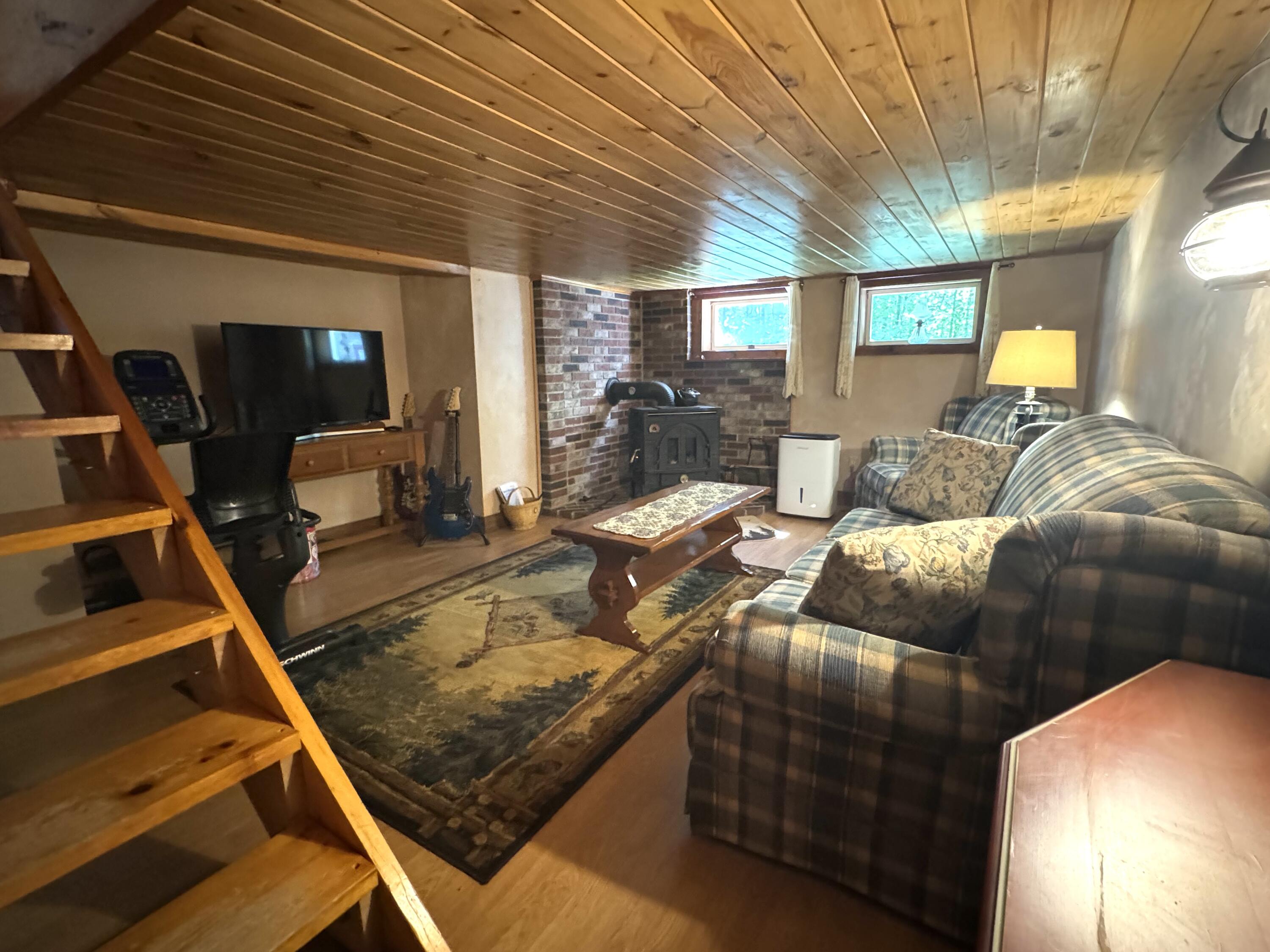 41 Jackson Brook Lane Monson ME 04464