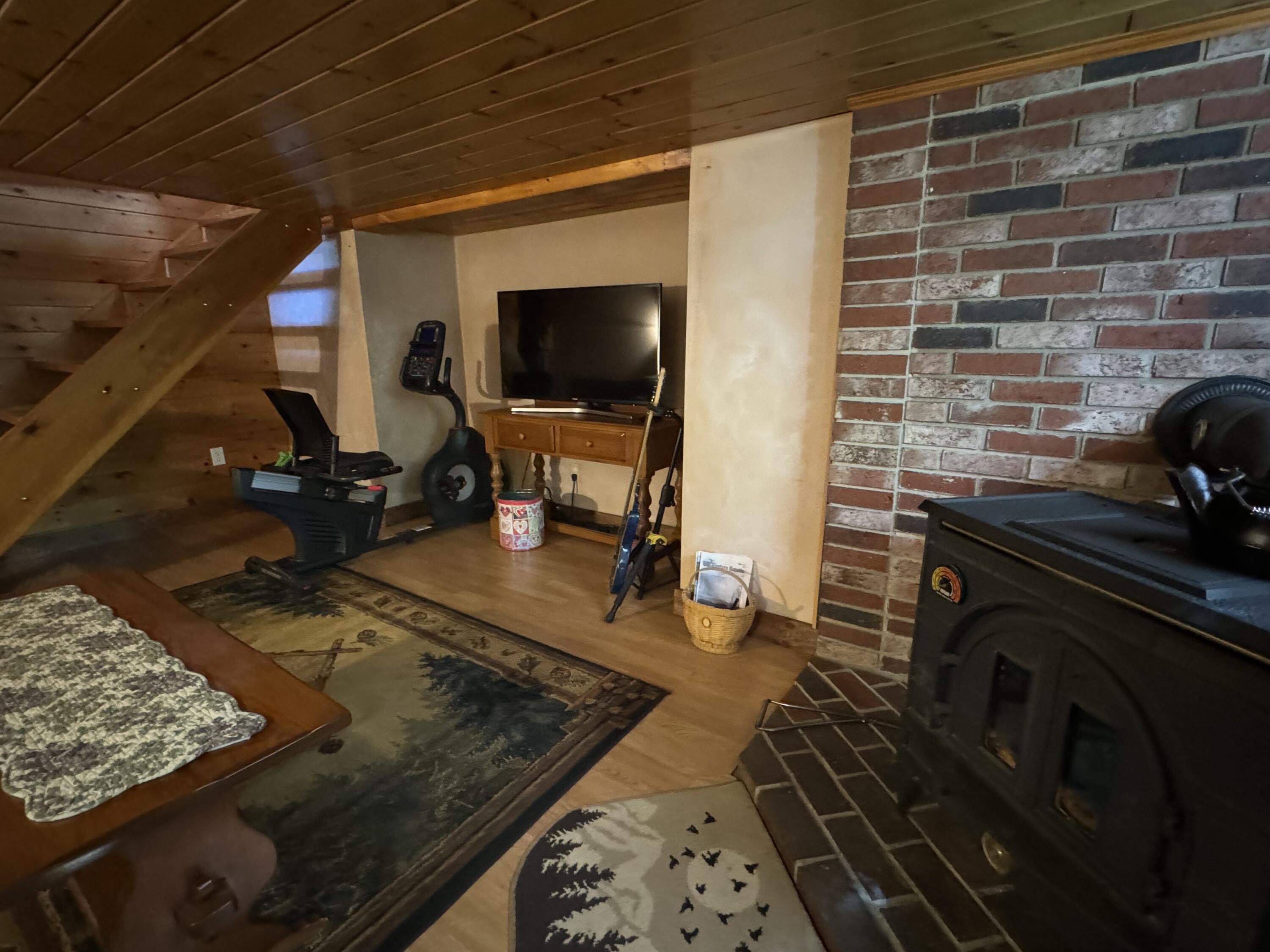 41 Jackson Brook Lane Monson ME 04464