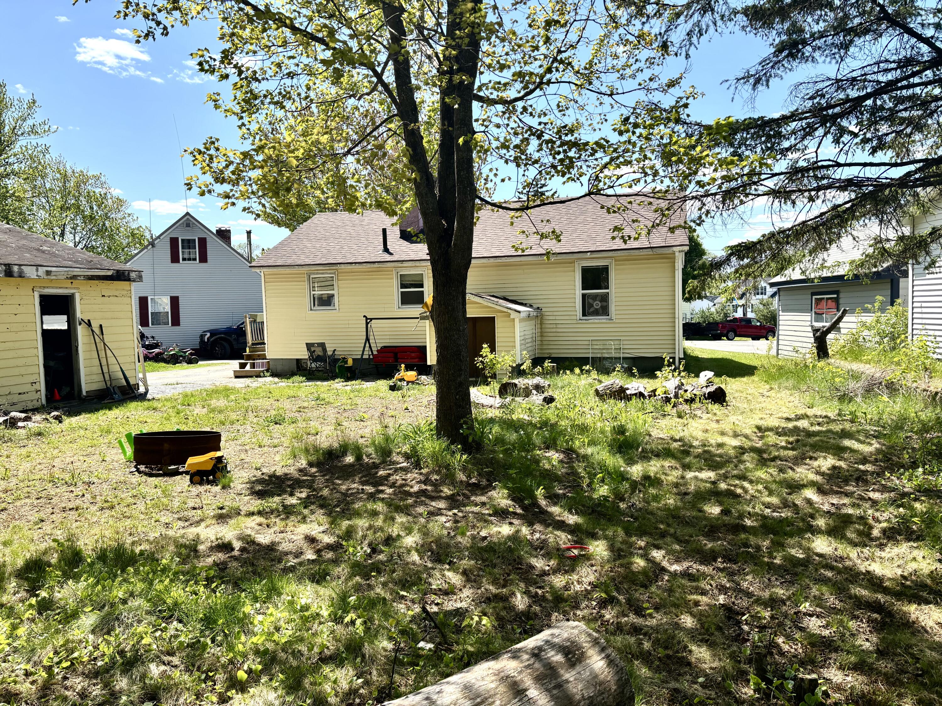 5 Grove Street Millinocket ME 04462