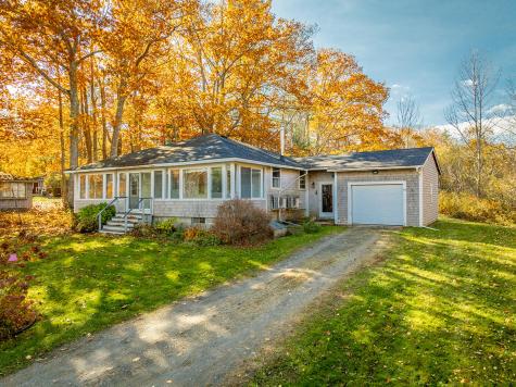 62 Battery Road Belfast ME 04915