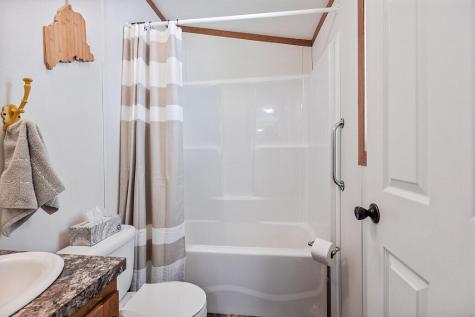 797 E Pittston Road Pittston ME 04345