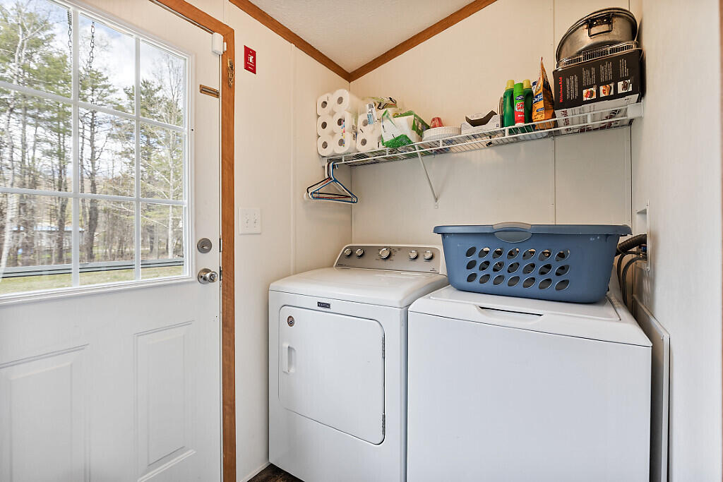 797 E Pittston Road Pittston ME 04345