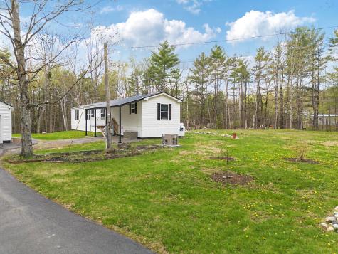 797 E Pittston Road Pittston ME 04345