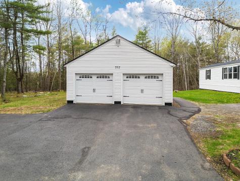 797 E Pittston Road Pittston ME 04345