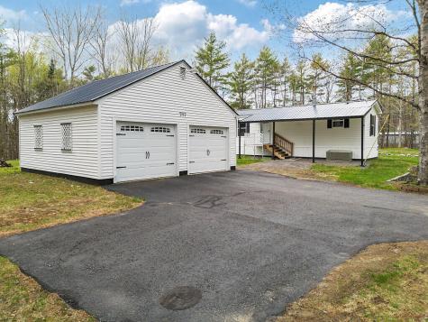 797 E Pittston Road Pittston ME 04345