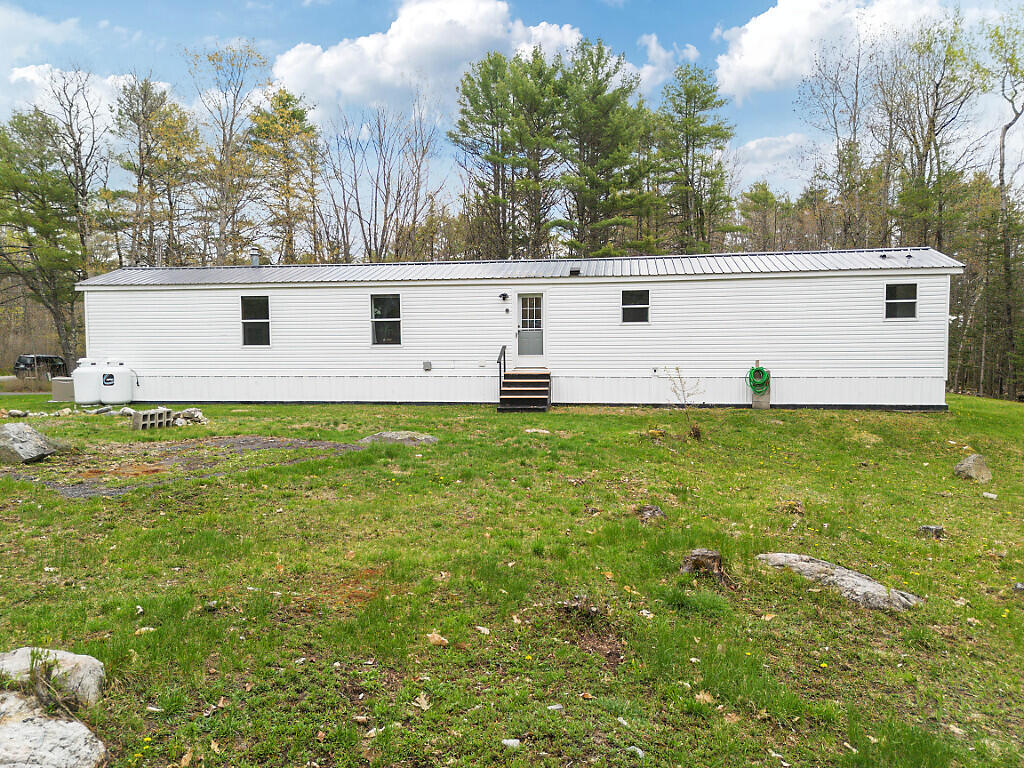 797 E Pittston Road Pittston ME 04345