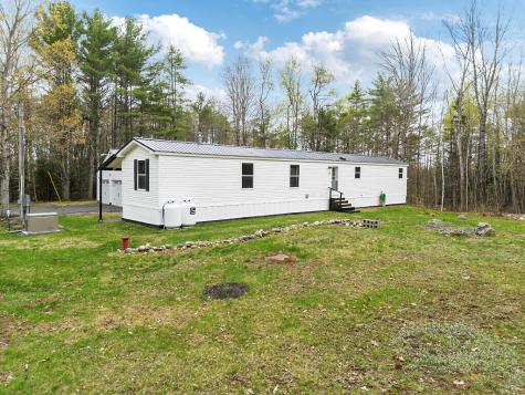 797 E Pittston Road Pittston ME 04345