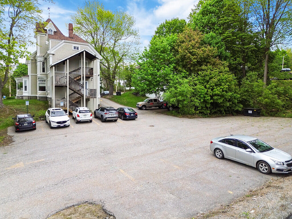 16 E Chestnut Street Augusta ME 04330