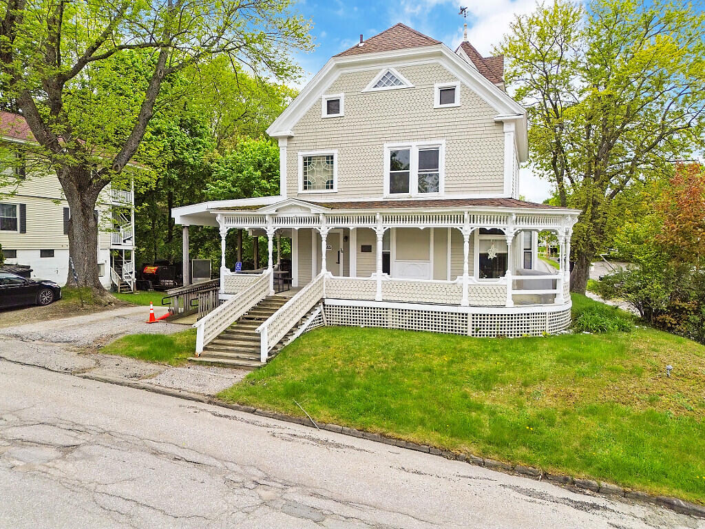 16 E Chestnut Street Augusta ME 04330