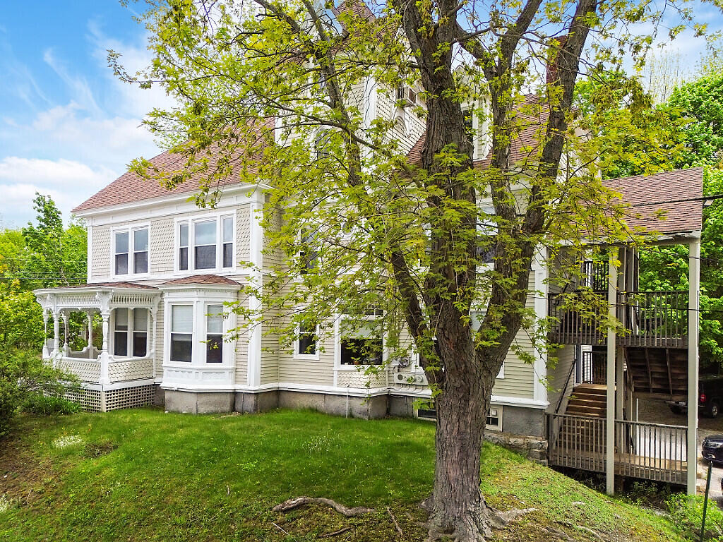 16 E Chestnut Street Augusta ME 04330