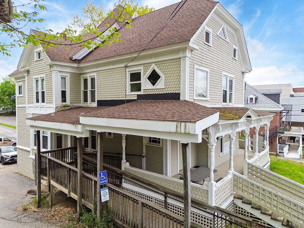 16 E Chestnut Street Augusta ME 04330