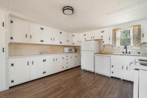 109 Sahagian Road Belgrade ME 04917