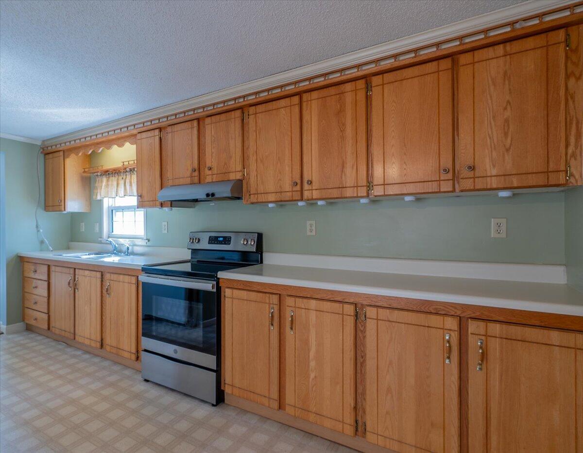 65 Stoneybrook Lane Warren ME 04864