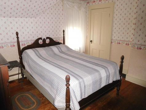 87 Gamage Avenue Auburn ME 04210