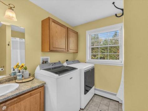 31 Bonnie Lea Drive Hermon ME 04401