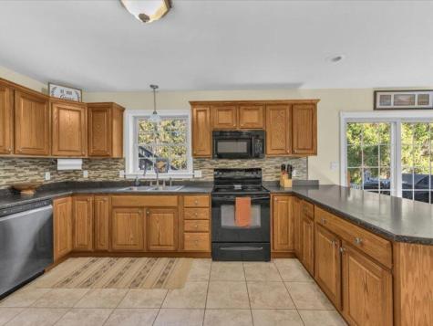 31 Bonnie Lea Drive Hermon ME 04401