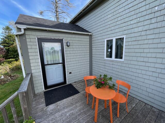 17 Pleasant Street Eastport ME 04631