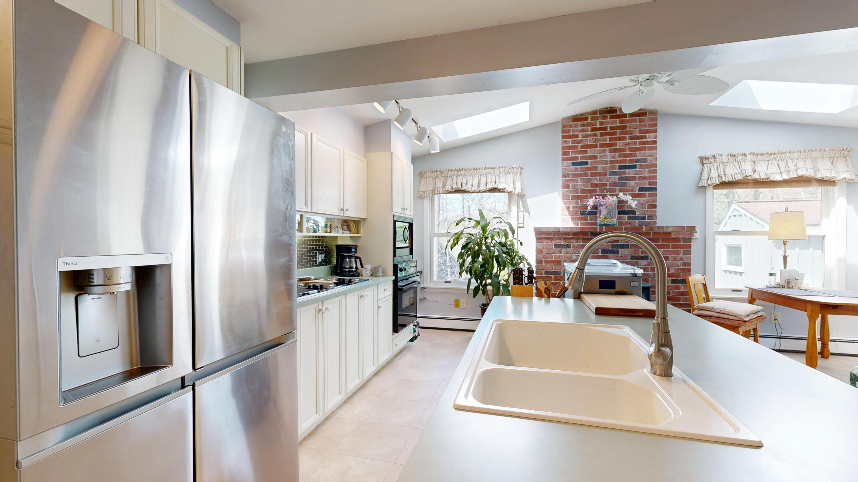 87 Locksley Road Auburn ME 04210