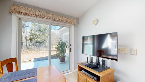 87 Locksley Road Auburn ME 04210