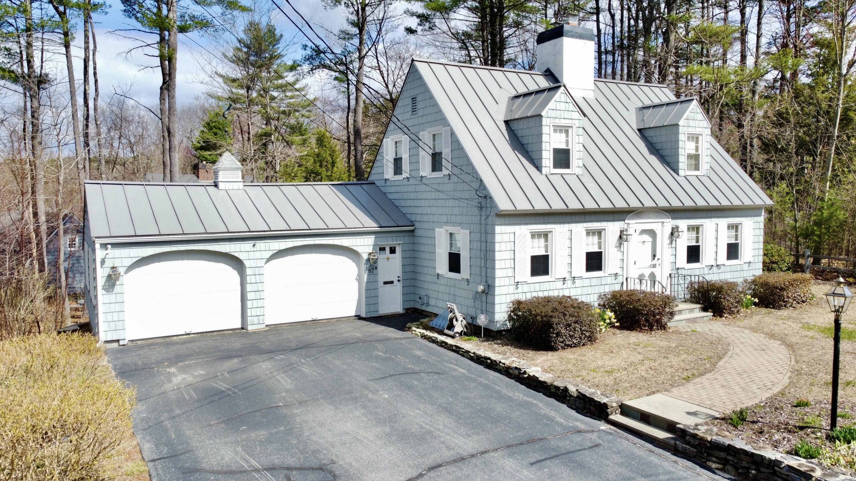 87 Locksley Road Auburn ME 04210