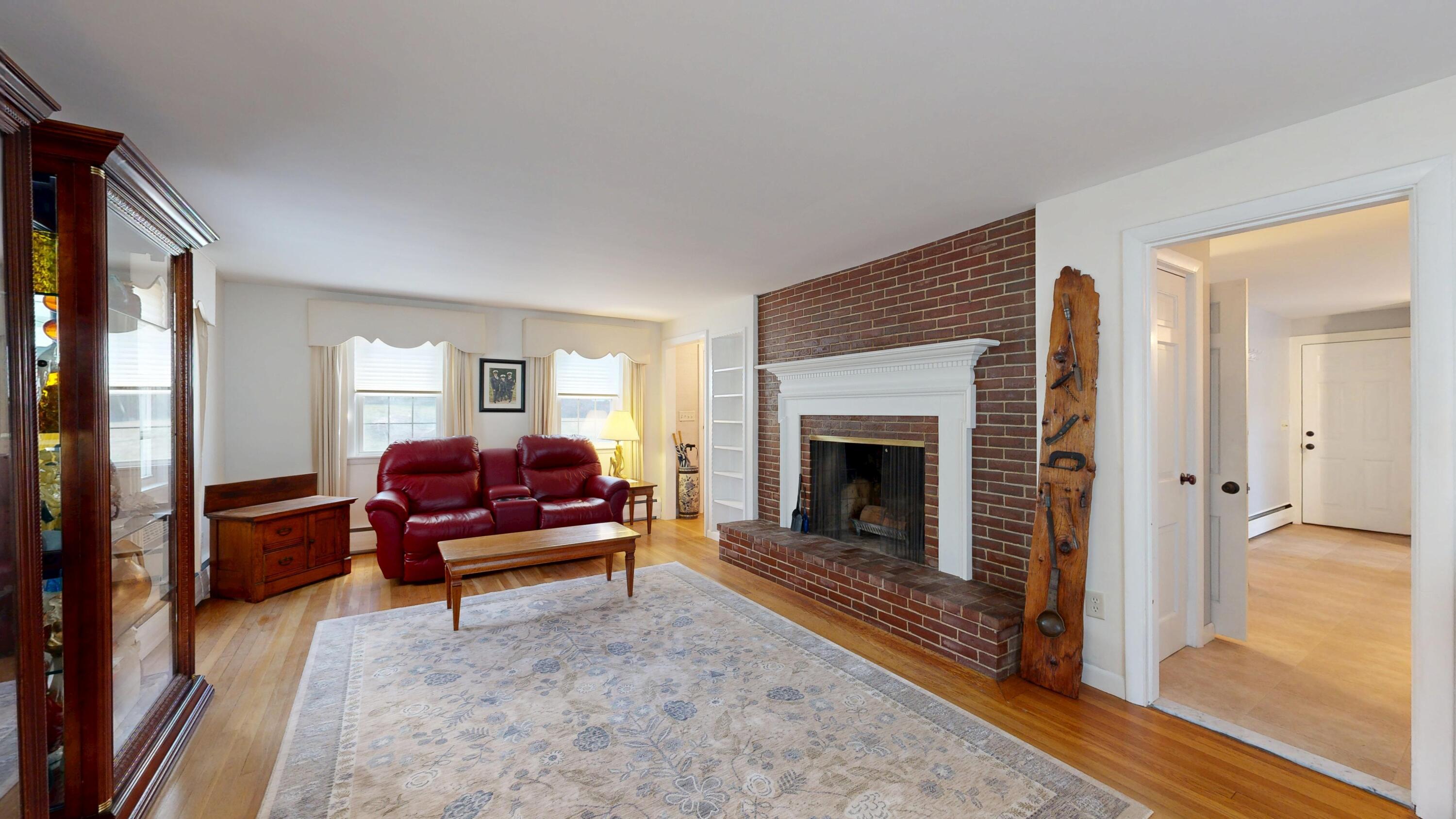 87 Locksley Road Auburn ME 04210